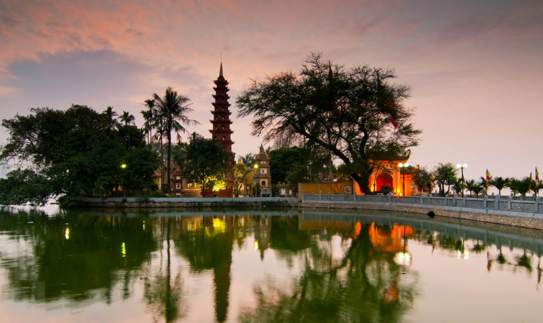 Mekong River Cruise with Vietnam & Cambodia