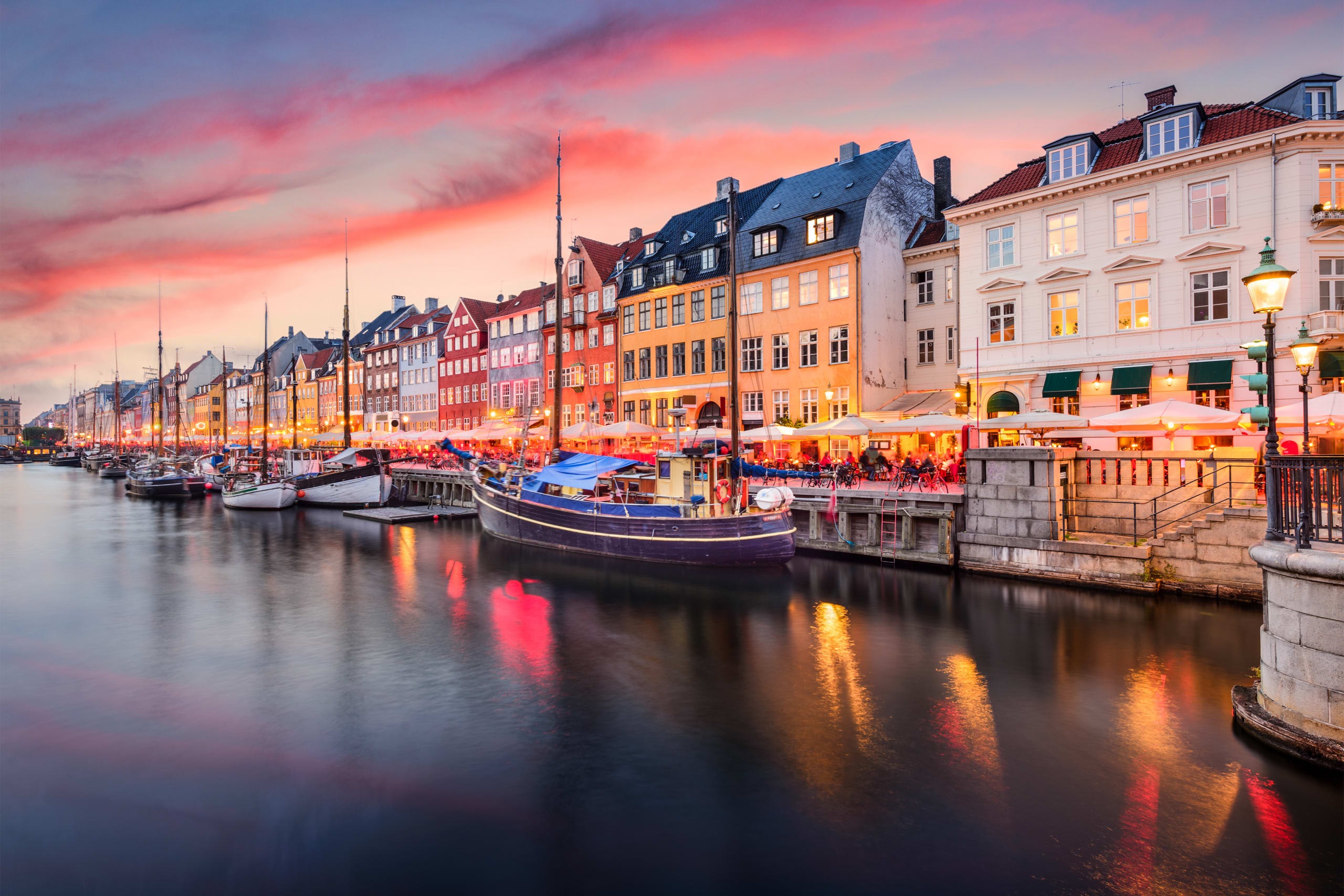 Northern Lights & Scenic Norway Rail & Sail